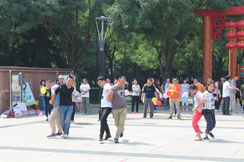趣味運動會(huì)·全員(yuán)嗨翻天 趣味運動會(huì)·全員(yuán)嗨翻天