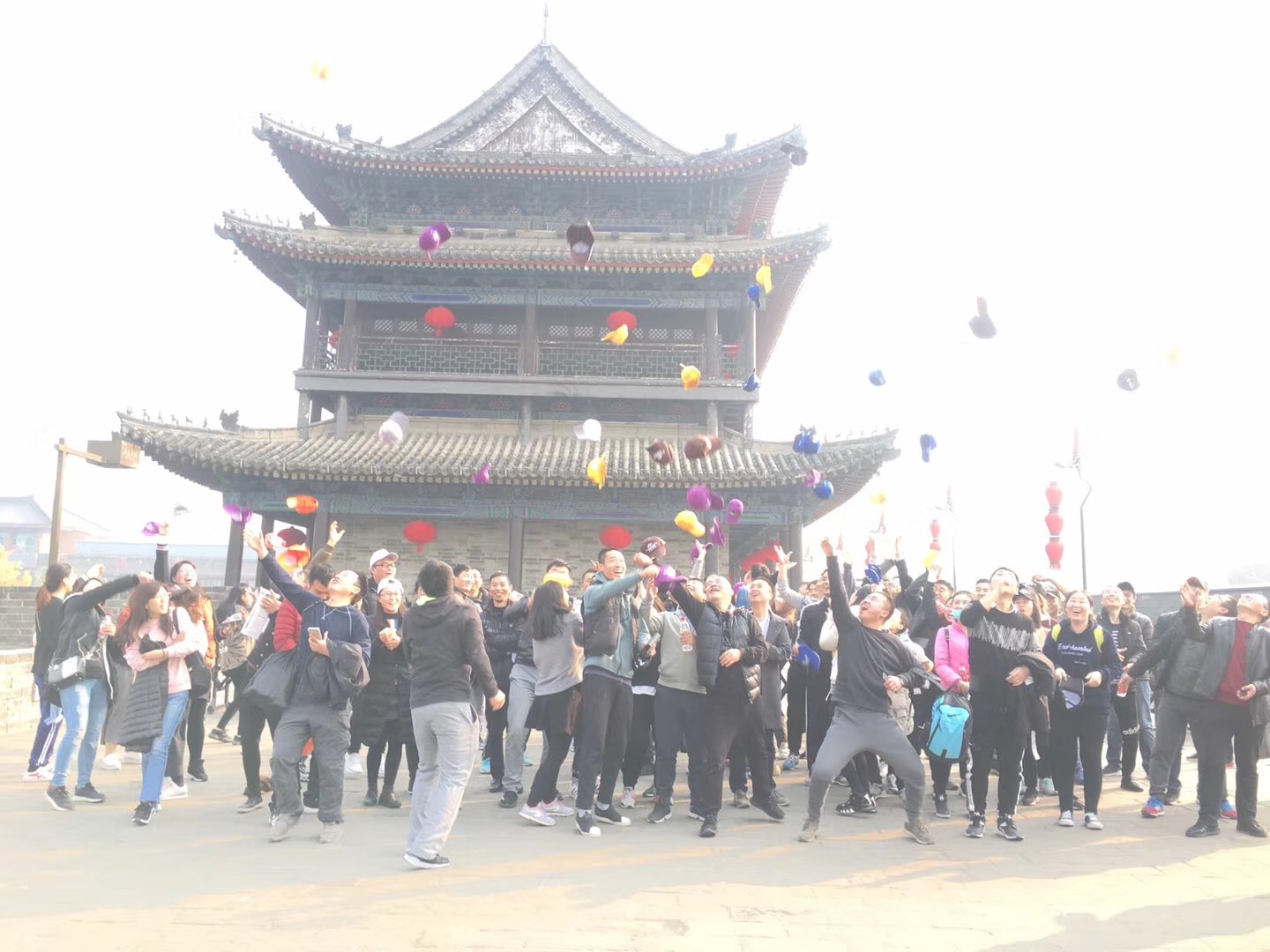 洋暖初冬·健步起航—大(dà)洋立恒健康行(xíng) 洋暖初冬·健步起航—大(dà)洋立恒健康行(xíng)